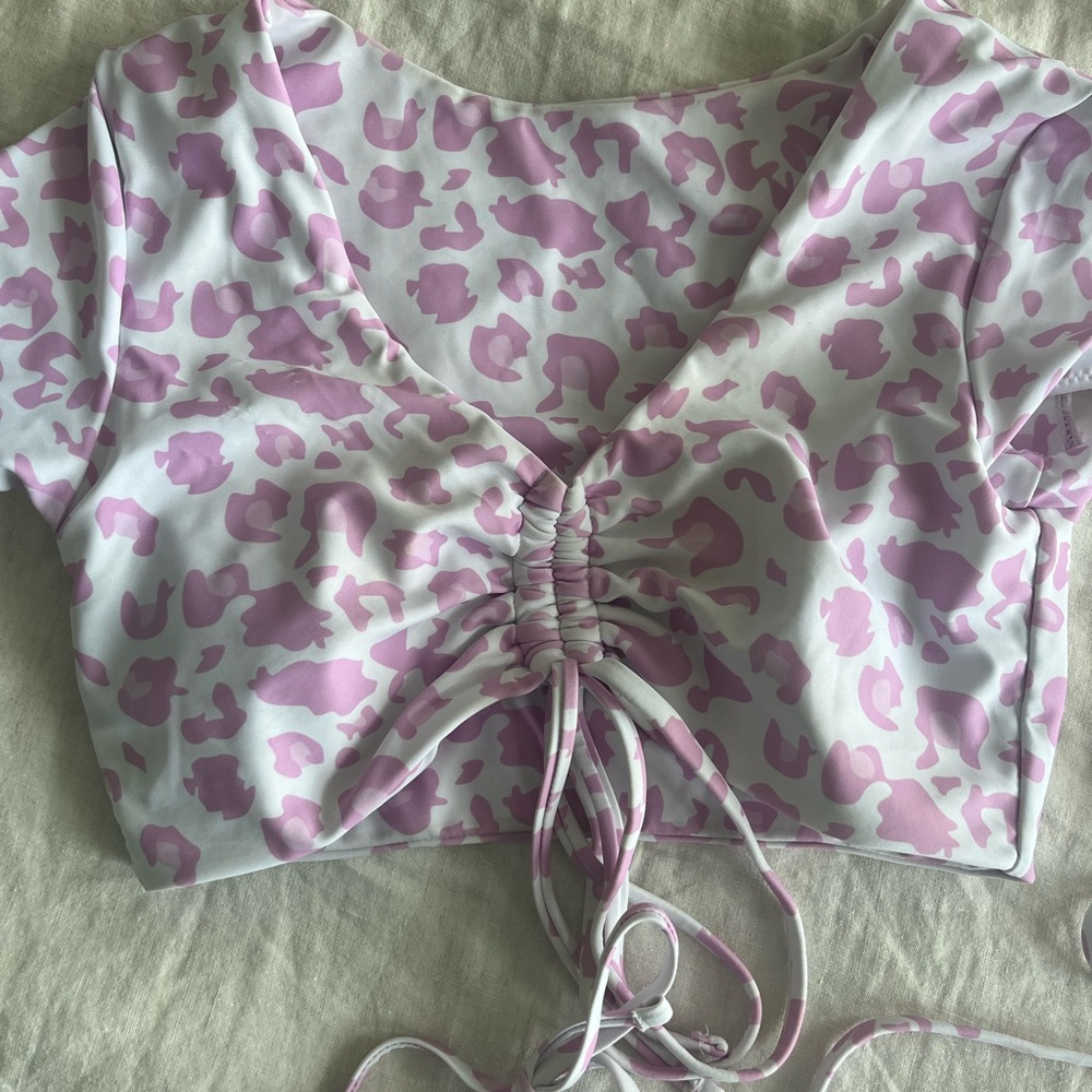 Pink Leopard Print Bikini Set - Picture 2 of 4
